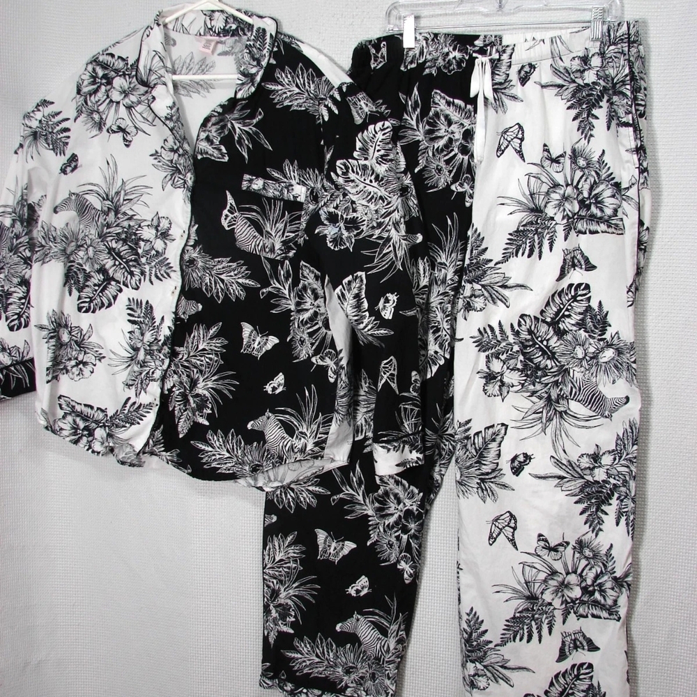 Victoria's Secret Black and White Floral Pajama Set Large Button Up, Pull On
